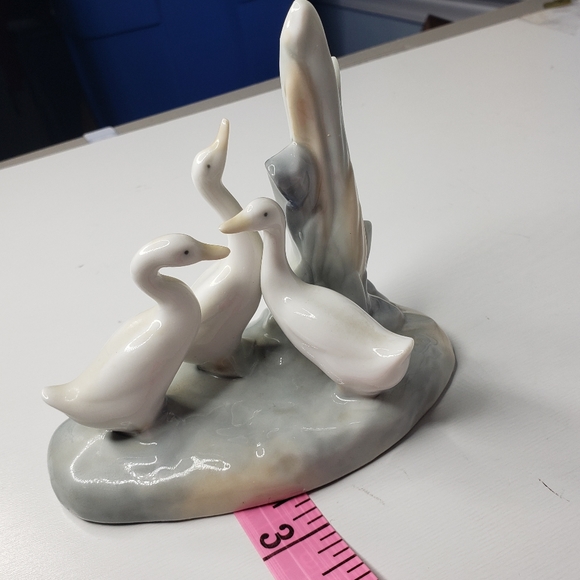 Llardo Naomi 3 Geese Reeds Retired Daisa Hand Painted Spain Porcelain Figurine - Picture 6 of 12